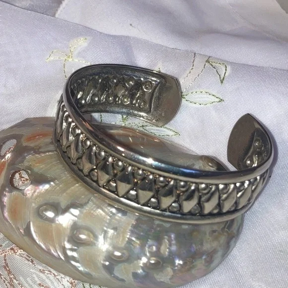 𝅺SILVER bangle with tribal design adjustable - Picture 3 of 4